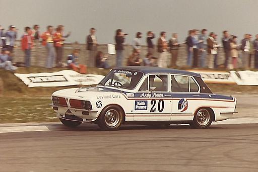 Thruxton 19.4.76 BSCC Andy Rouse.jpg