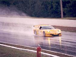 2002mos-corvette-rain-400x300.jpg