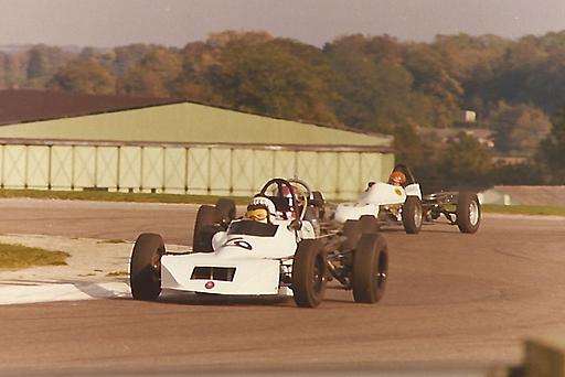 12.10.75 Thruxton Frank Bayes FFord.jpg