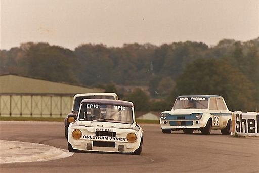 12.10.75 Thruxton Jeff Ward SSal.jpg